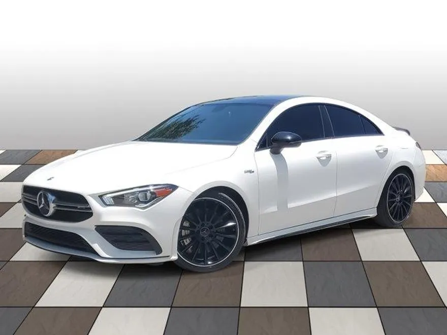 2022 Mercedes Benz CLA AMG 35 photo 1