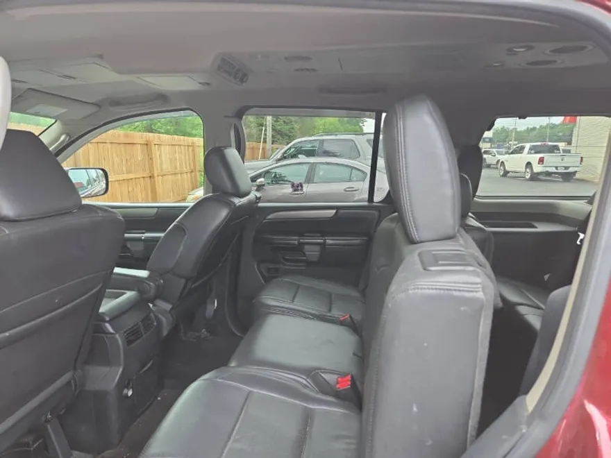 2012 Nissan Armada SL photo 1