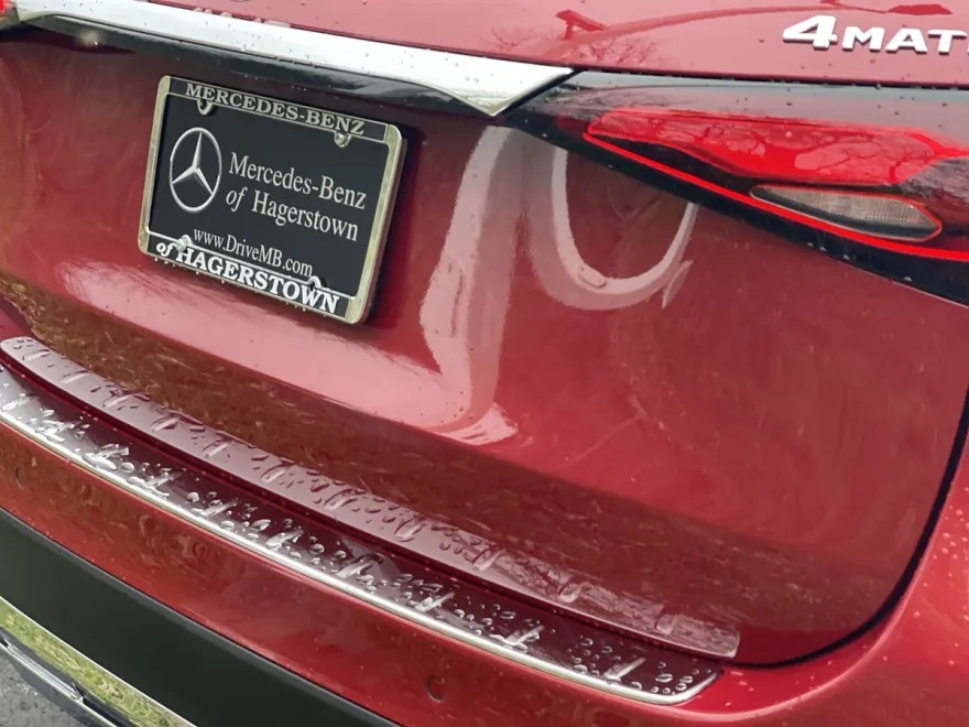 2026 Mercedes Benz GLC 300 4MATIC photo 1