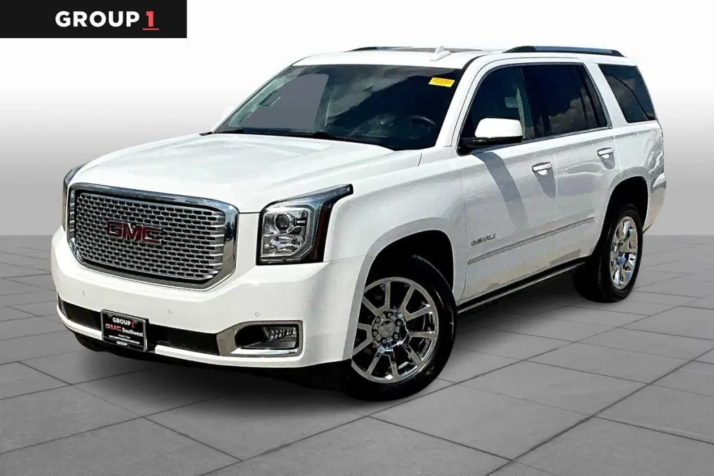2017 Gmc Yukon Denali photo 1