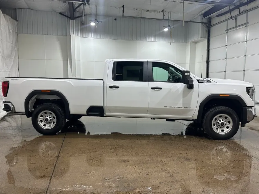 2025 Gmc Sierra Pro photo 1