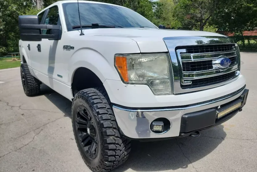2014 Ford F-150 XLT photo 1