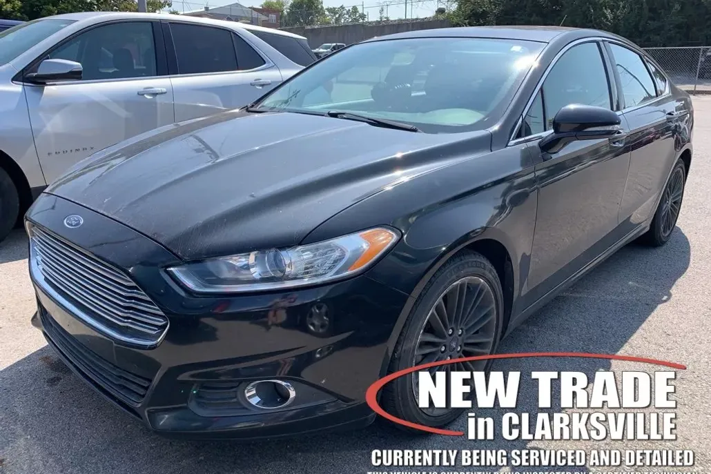 2014 Ford Fusion SE photo 1