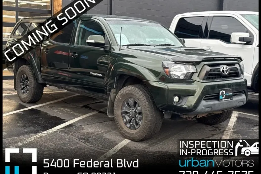 2013 Toyota Tacoma Double Cab TRD Sport photo 1