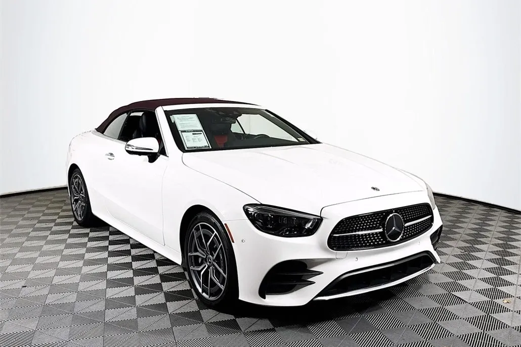 2023 Mercedes Benz E 450 4MATIC photo 1