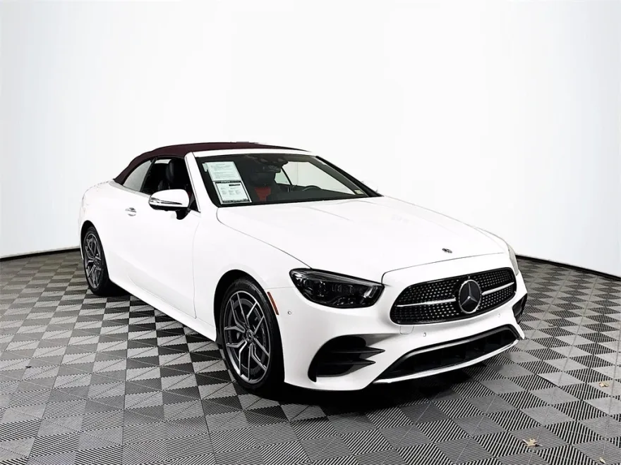 2023 Mercedes Benz E 450 4MATIC photo 1