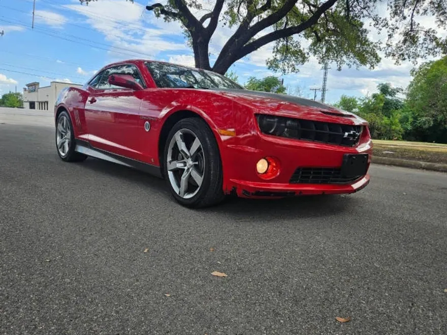 2010 Chevrolet Camaro Coupe 2SS photo 1
