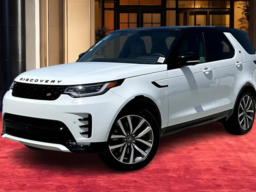 2025 Land Rover Discovery SE photo 1