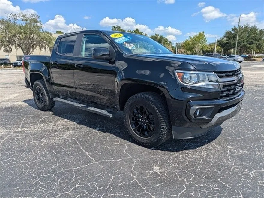 2022 Chevrolet Colorado Z71 photo 1