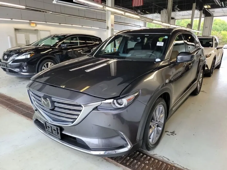 2022 Mazda CX-9 Grand Touring photo 1