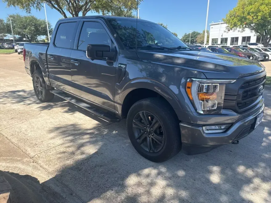 2023 Ford F-150 XLT photo 1