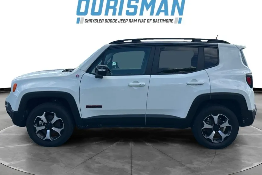 2022 Jeep Renegade Trailhawk photo 1