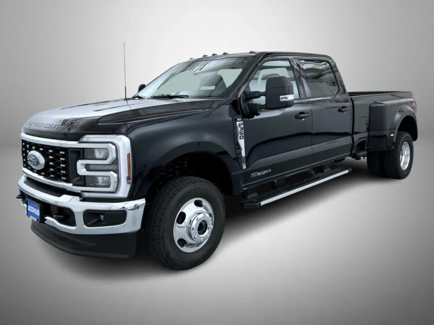 2026 Ford F-350 XLT photo 1