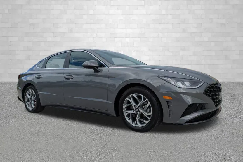 2023 Hyundai Sonata SEL photo 1