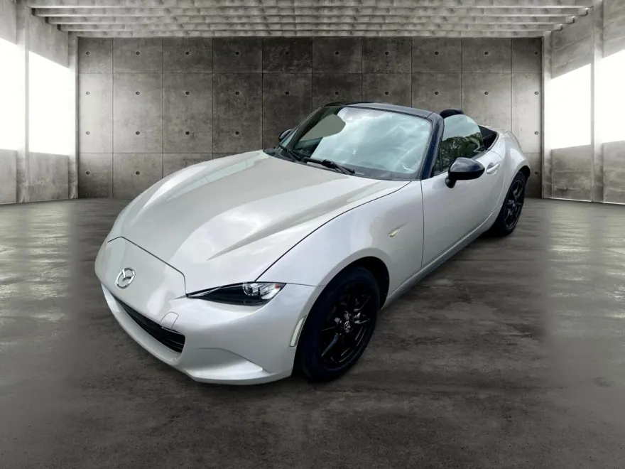 2022 Mazda MX-5 Miata Miata Sport photo 1