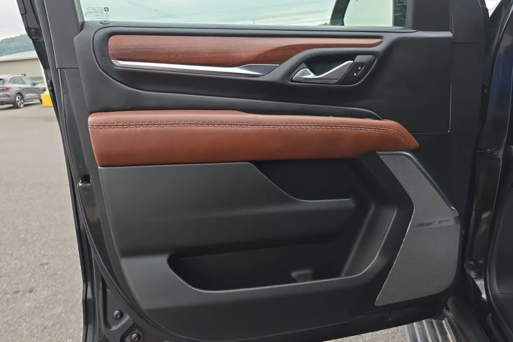 2023 Gmc Yukon Denali Ultimate photo 1