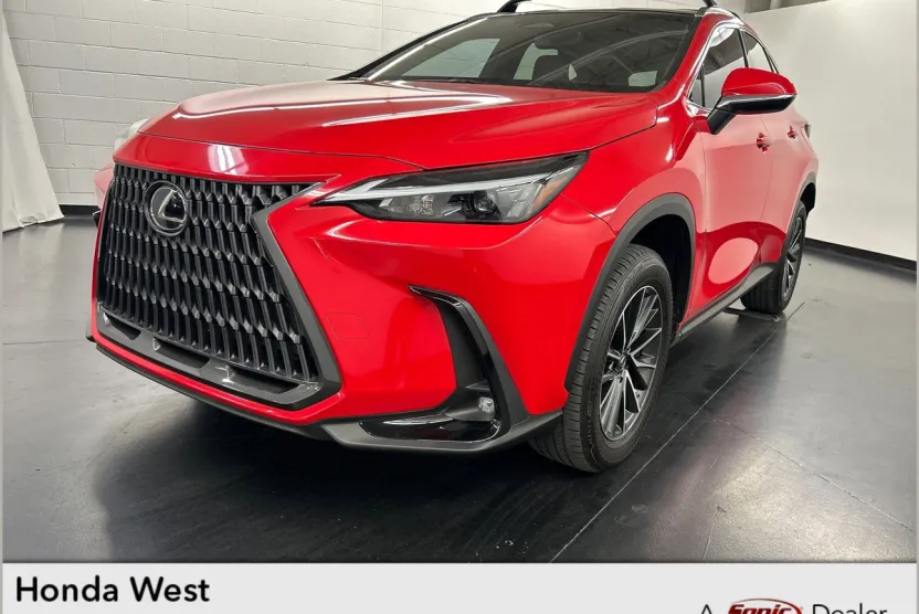 2022 Lexus NX 350h photo 1