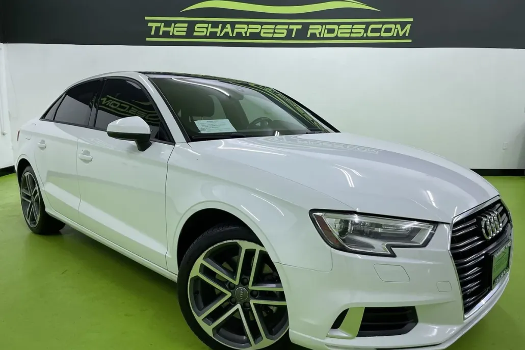 2018 Audi A3 2.0T Premium photo 1