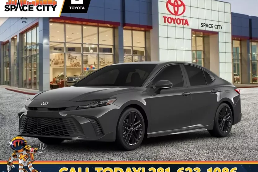 2026 Toyota Camry SE photo 1