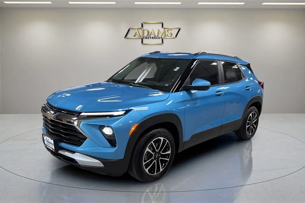 2026 Chevrolet Trailblazer LT photo 1