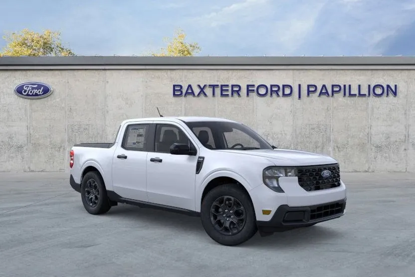 2025 Ford Maverick XLT photo 1