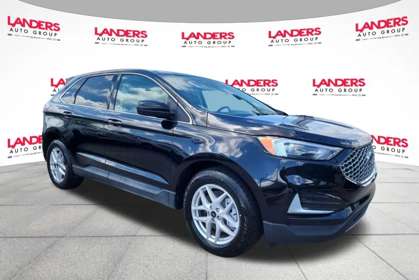 2024 Ford Edge SEL photo 1