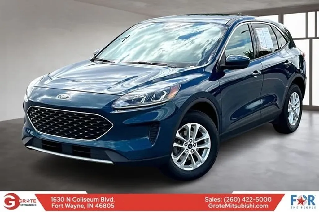 2020 Ford Escape SE photo 1