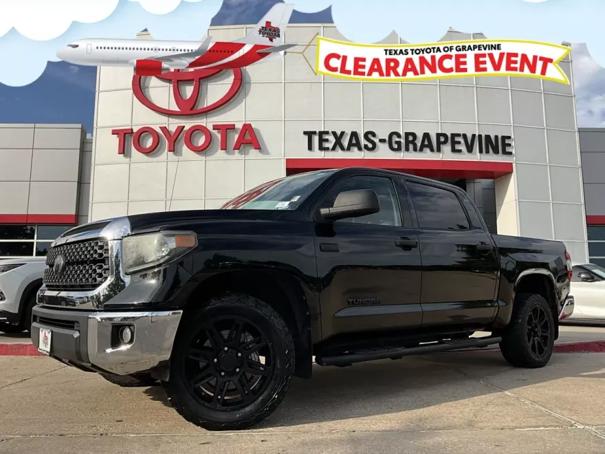 2018 Toyota Tundra SR5 photo 1