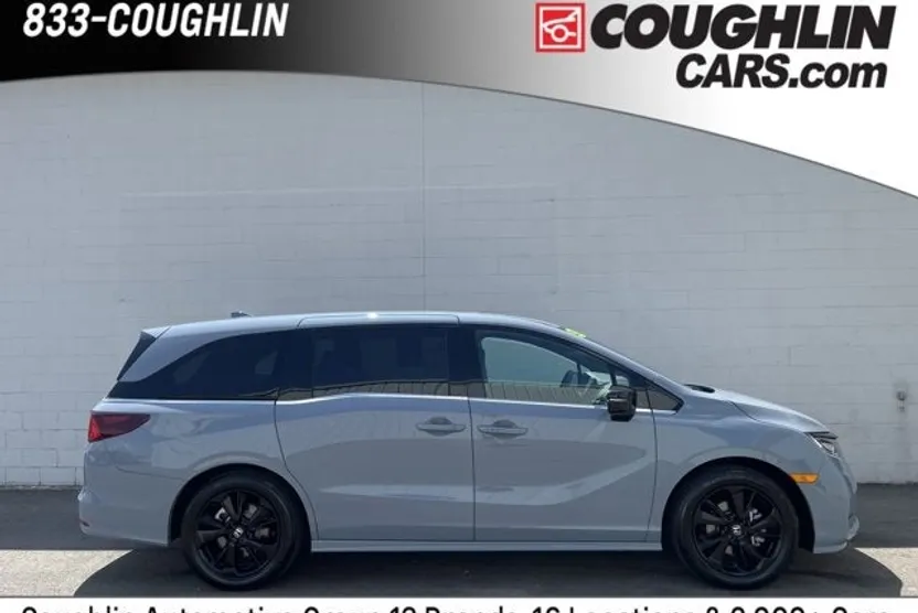 2024 Honda Odyssey Sport photo 1