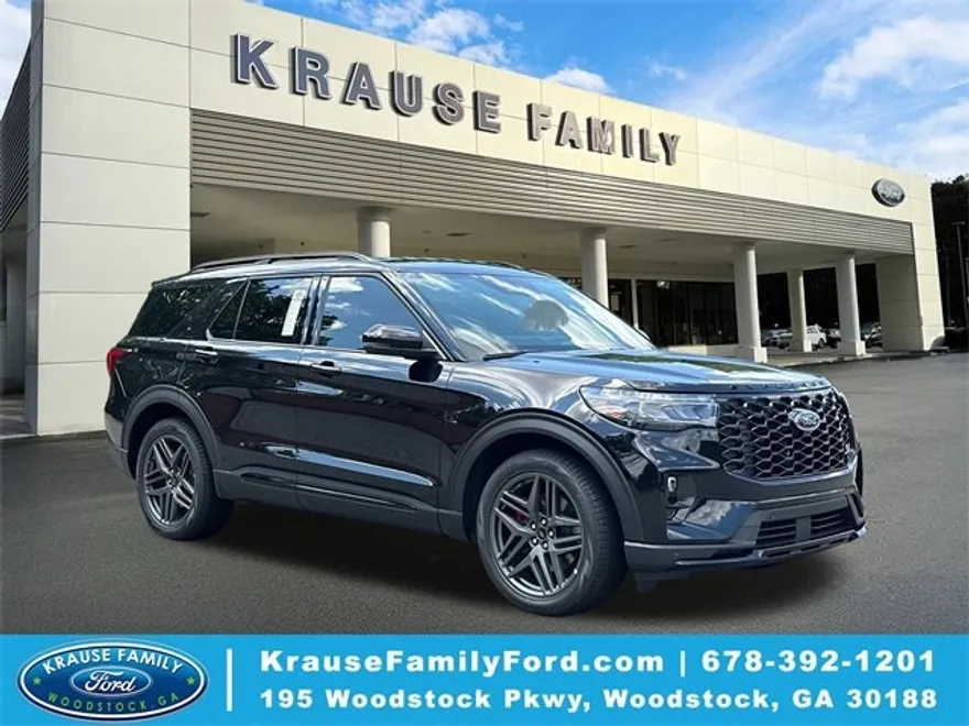 2025 Ford Explorer ST photo 1