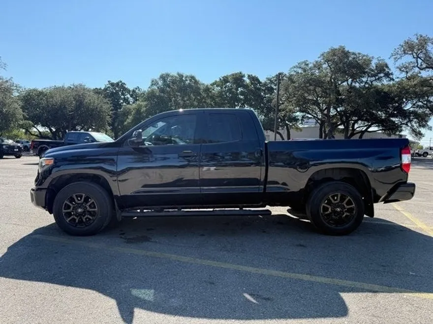 2020 Toyota Tundra SR5 Grade photo 1