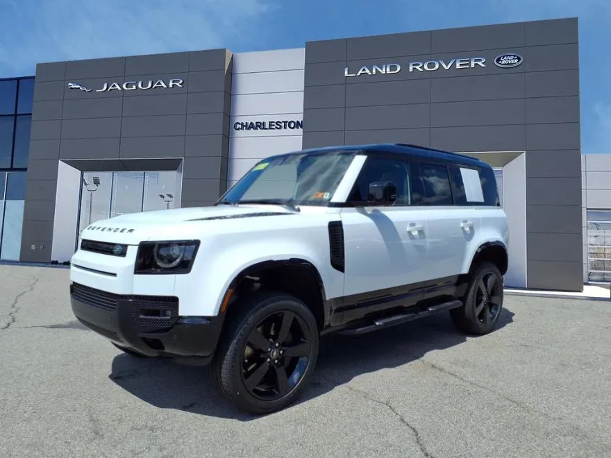 2025 Land Rover Defender 110 X-Dynamic SE photo 1