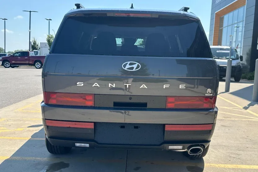 2026 Hyundai Santa Fe SEL photo 1