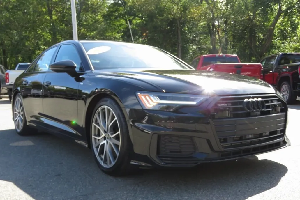 2022 Audi A6 3.0T Prestige photo 1