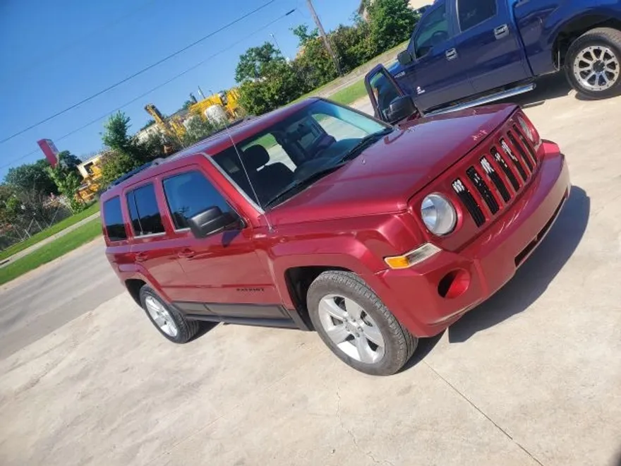 2014 Jeep Patriot Sport photo 1