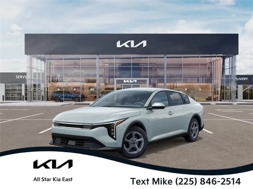 2025 Kia K4 LXS photo 1