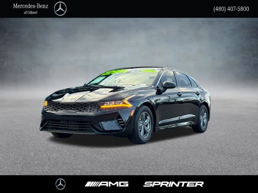 2022 Kia K5 LXS photo 1