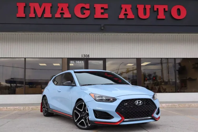 2022 Hyundai Veloster N photo 1