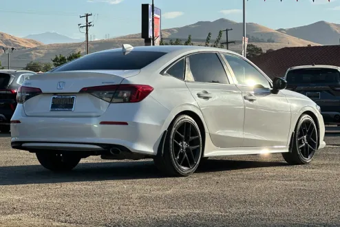 2022 Honda Civic Sport photo 3