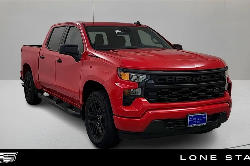 2025 Chevrolet Silverado 1500 Custom photo 1