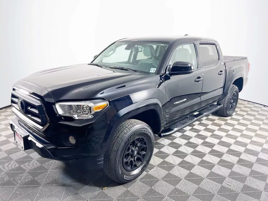 2022 Toyota Tacoma SR5 photo 1
