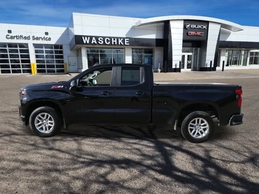2019 Chevrolet Silverado 1500 RST photo 1
