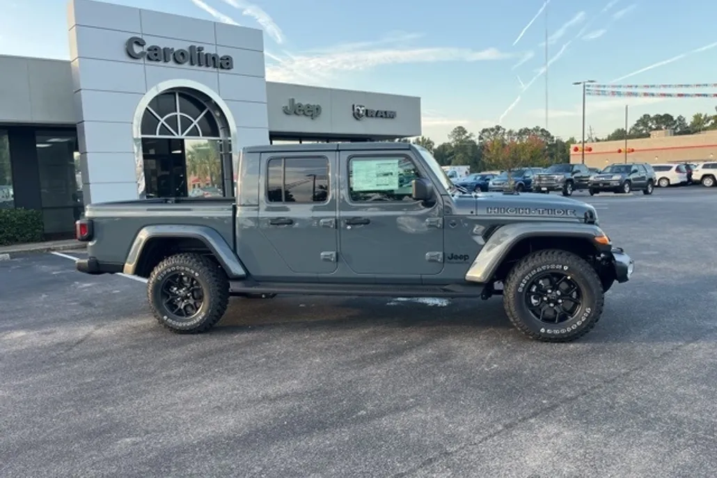 2025 Jeep Gladiator Sport photo 1