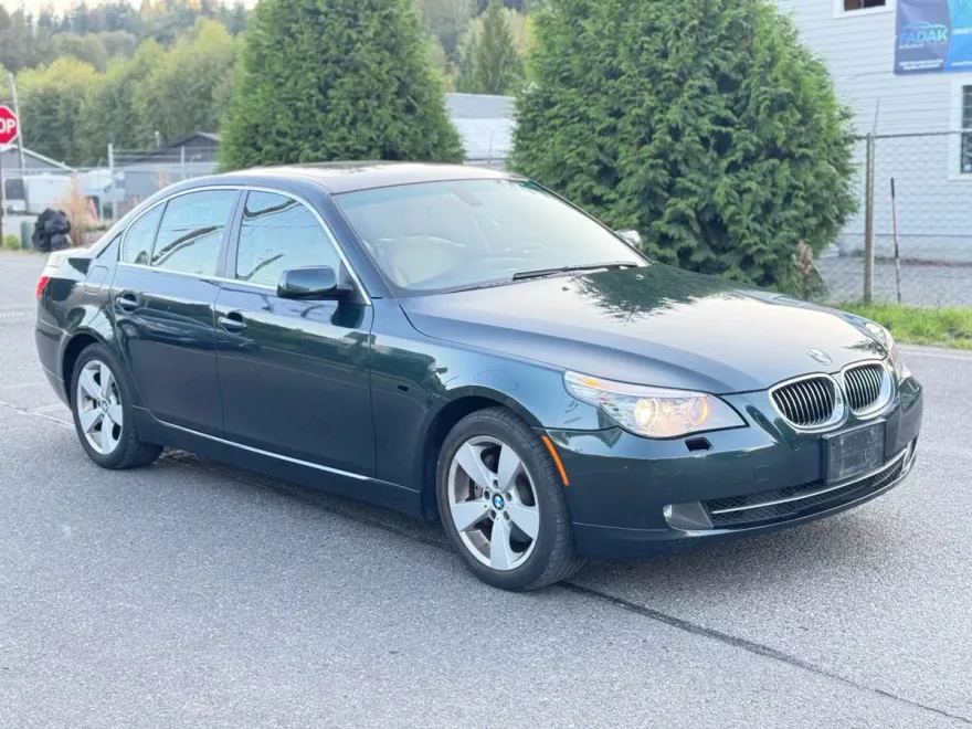 2008 Bmw 528xi 5-Series photo 1