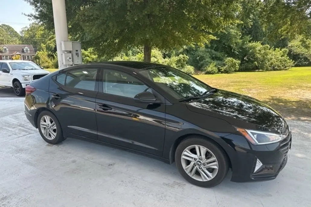 2019 Hyundai Elantra SEL Value Edition Limited photo 1