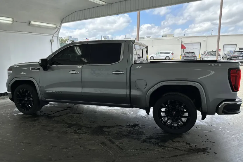 2023 Gmc Sierra 1500 SLT photo 1