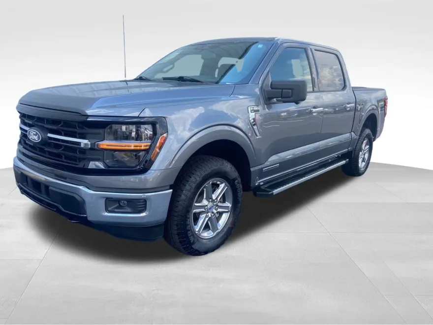 2024 Ford F-150 XLT photo 1