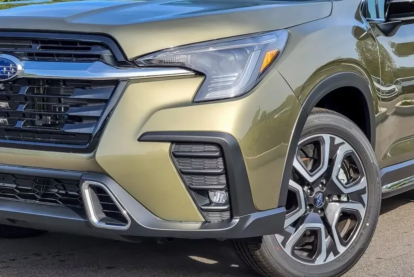 2025 Subaru Ascent Touring photo 1