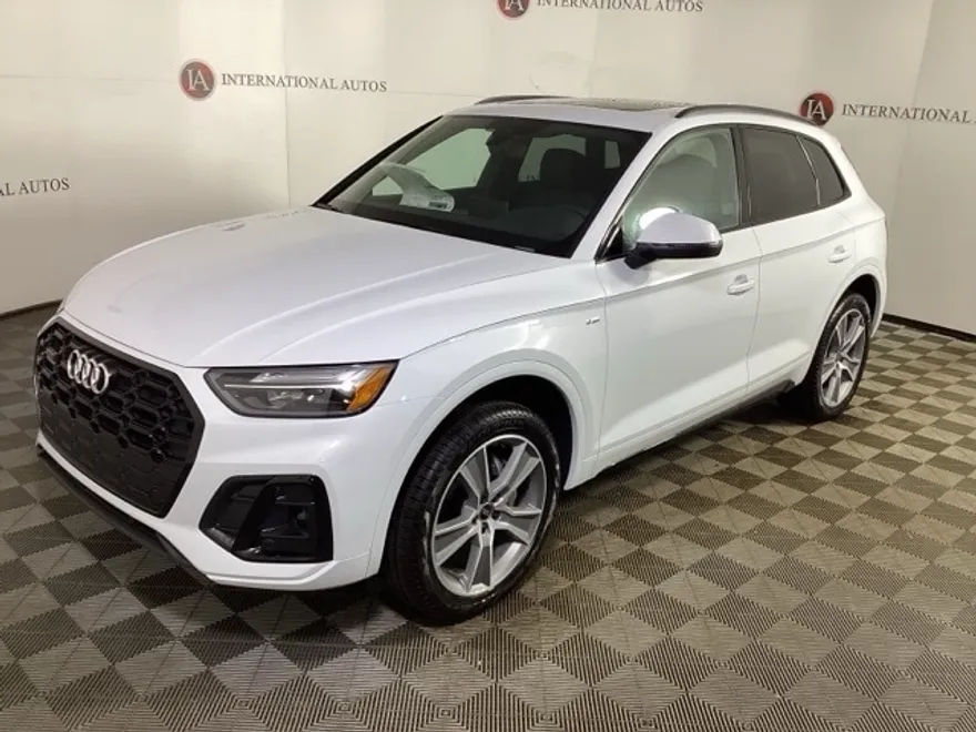 2025 Audi Q5 45 S line Premium photo 1