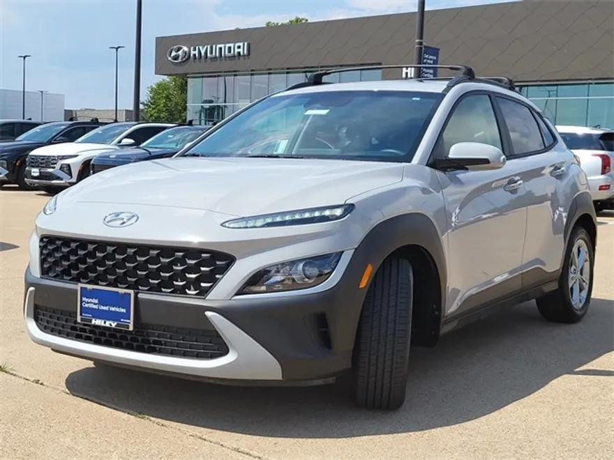 2023 Hyundai Kona SEL photo 1